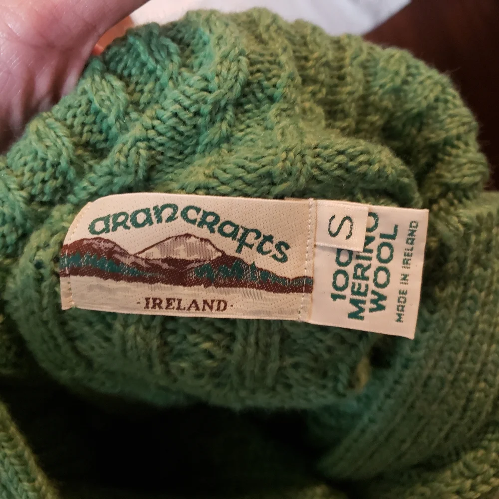 Aran Crafts Ireland green Merino wool chunky cable knit Cardigan one button S